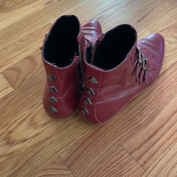 Modern Vice Ankle Boots - Picture 2 of 4